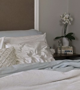 Preiswertes Umstyling – diese günstigen Tricks lassen Ihr Schlafzimmer edel wirken!
