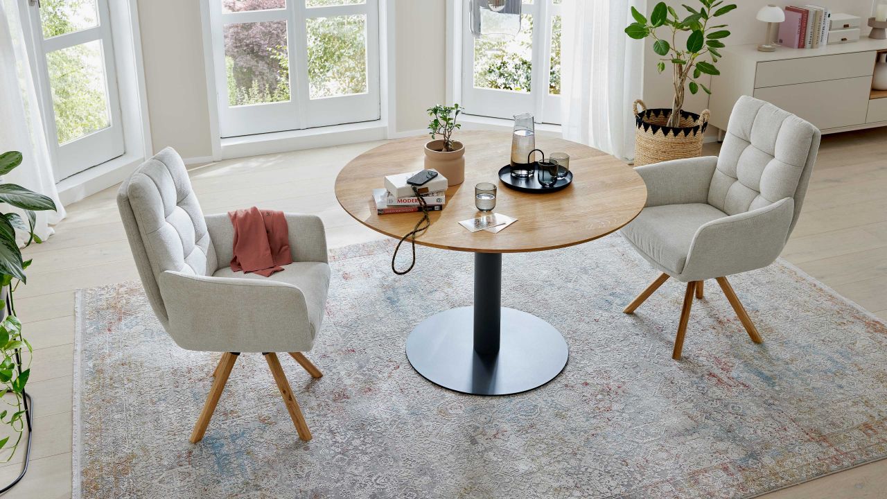 Interliving-Esstisch-rund-Eiche-natur